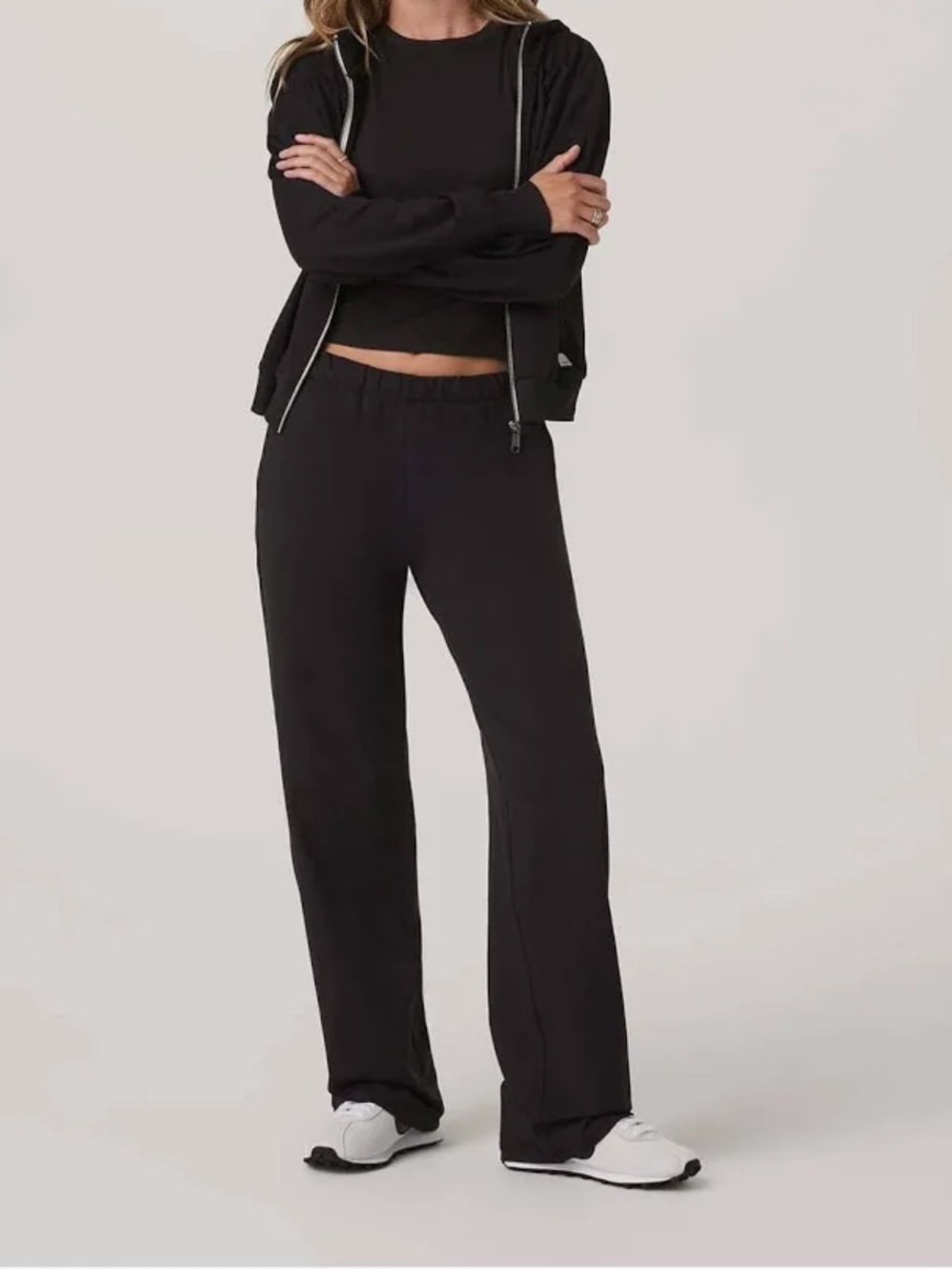 Vuori Black Halo Straight Leg Pant